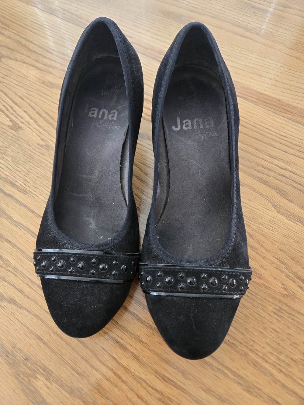 Jana German Black Suede Round Toe  Block Heel Pump Studded Toe Band 7.5M EU 38